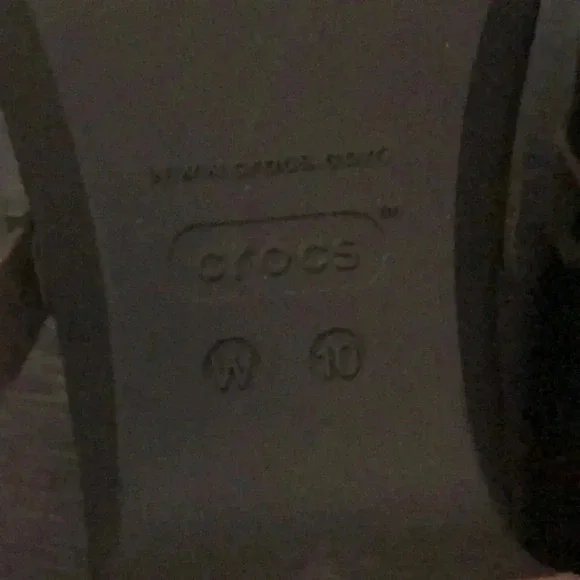 CROCS Women's Sarah Suede Buckle Slip on Mules Clogs heels Brown Women … - Picture 8 of 10